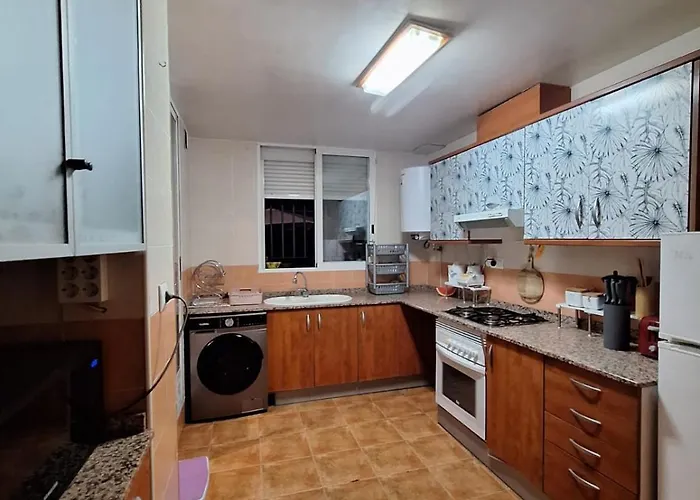 Townhouse With Pool Next To The Of Arts