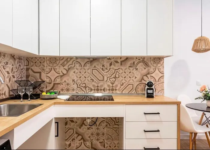 Lugre, Lovely Flat Close To Center *