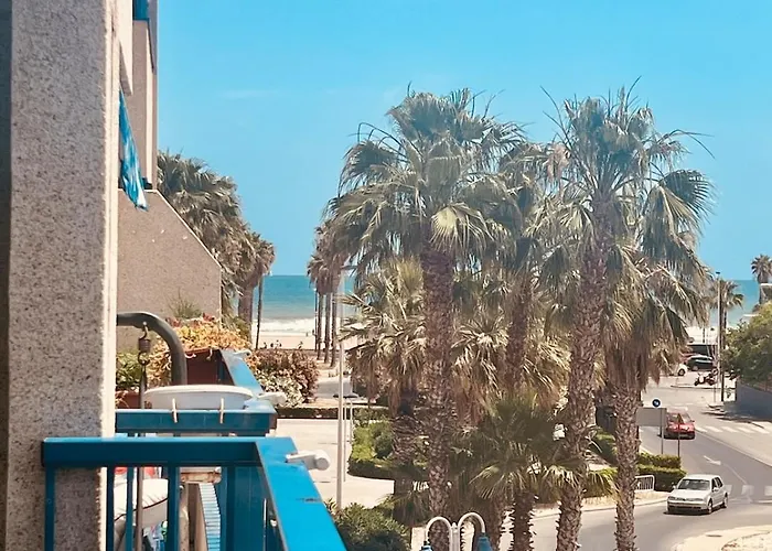 Beachfront Family With Pool 아파트 발렌시아