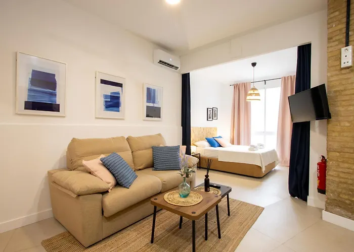 Lobjet Trouve * Βαλένθια