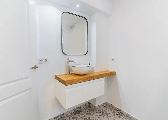 Invalencia - Cabalicious Flat *