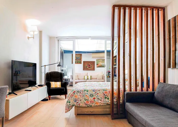 Cozy Next To Plaza Del Ayuntamiento 아파트