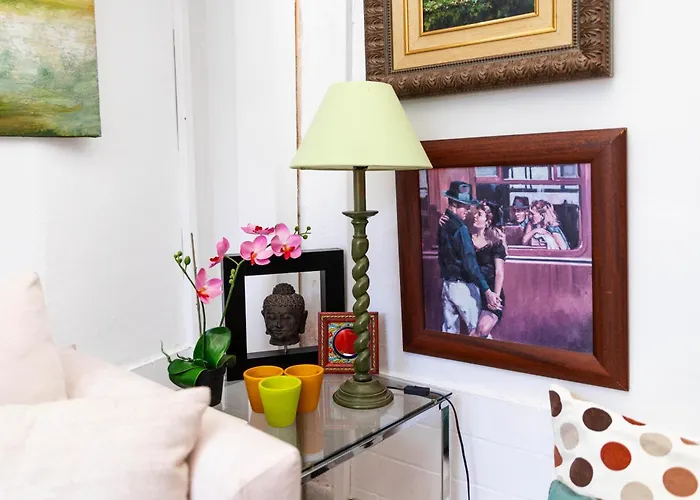 Cozy Next To Plaza Del Ayuntamiento 公寓 *