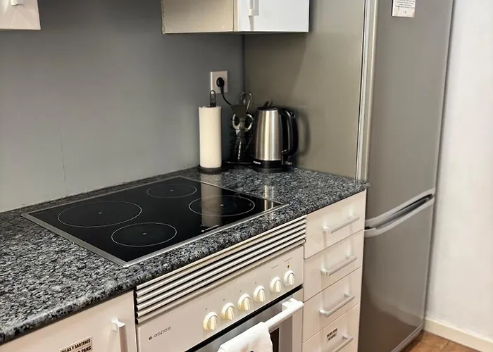 Cute & Cosy Apto Apartment *