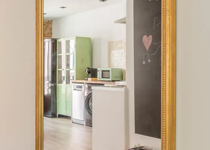 Luxury New 10 Min Walk To The Beach, Late Checkout *