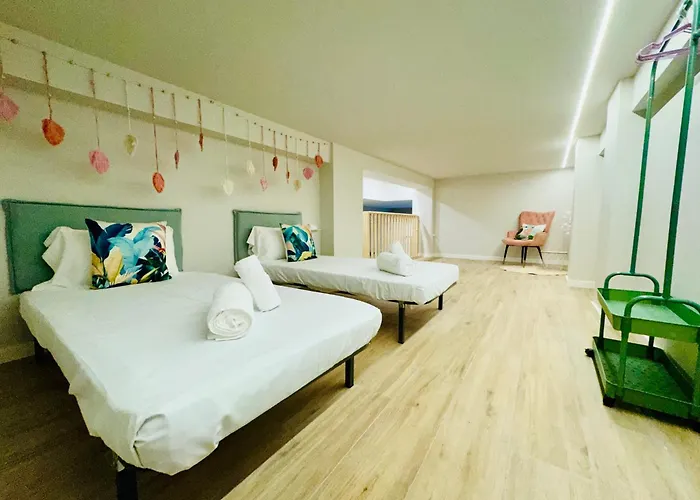 Modern With Style Near Center شقة *