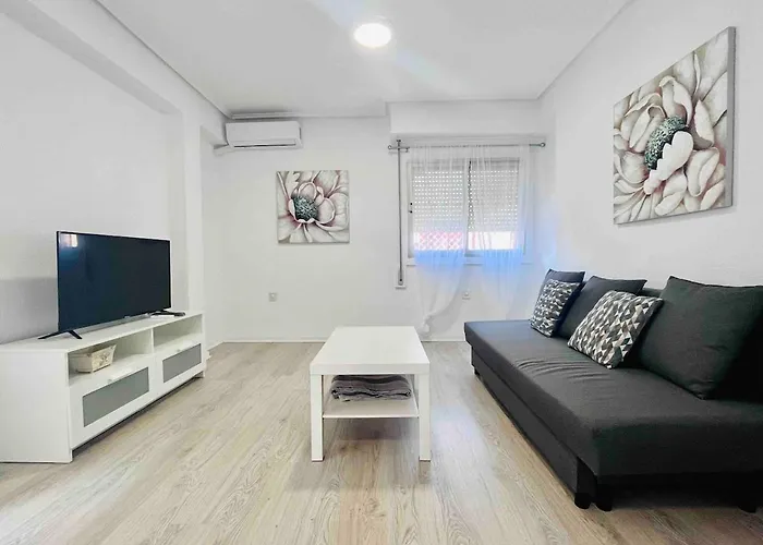 Cerca De Playa Arenas Con Balcon ולנסיה