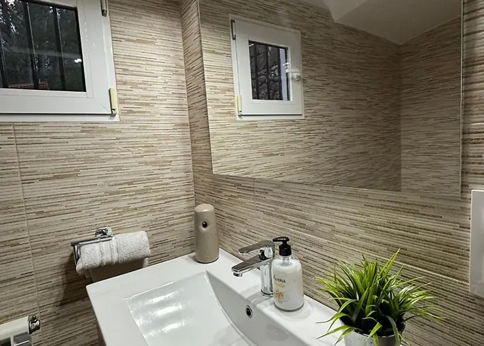 Paraiso Natural Unico -villa Cueva Turche بيت ريفي