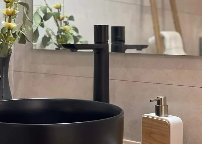 Sunny 4 Pax Wifi 아파트 *