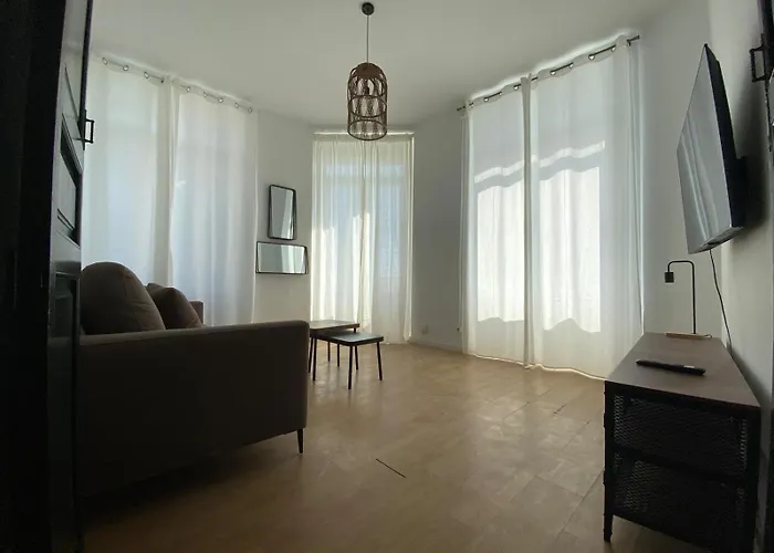 Amazinn Places Valencia Marina Real شقة فندقية