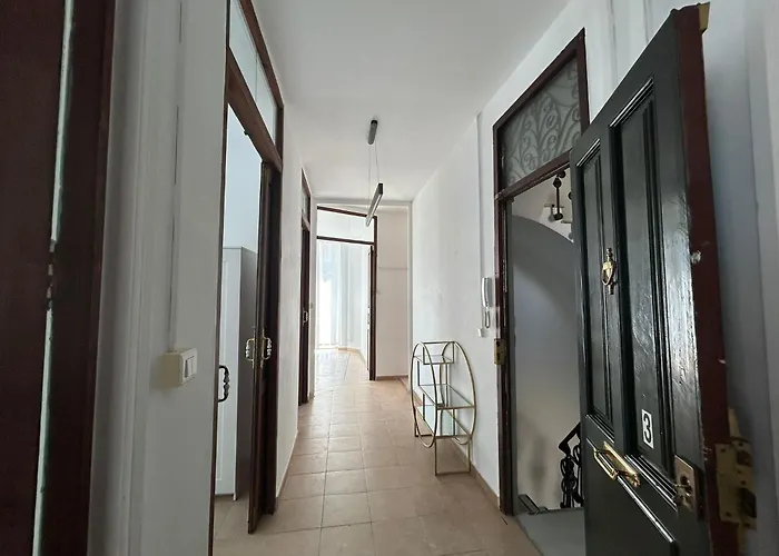 Amazinn Places Valencia Marina Real شقة فندقية 3*