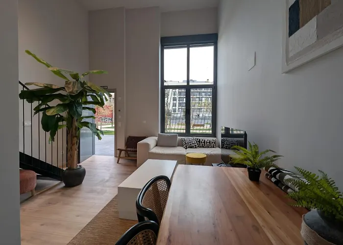 Of Arts Flats By Rent Me Διαμέρισμα