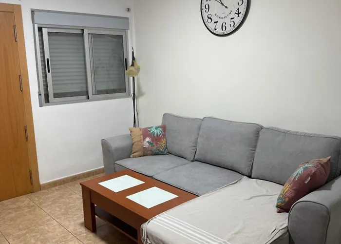 Plaza Sainetero Arniches * Βαλένθια