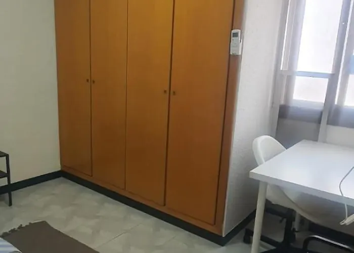 홈스테이 Tranquila Y Centrica Individual En Vivienda Compartida 발렌시아