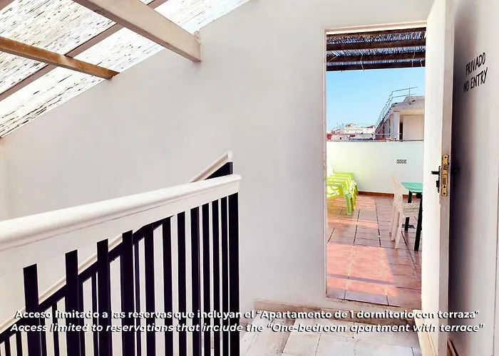 Flats Friends Torres Quart