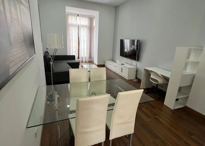 Plaza De La Merced Apartment *