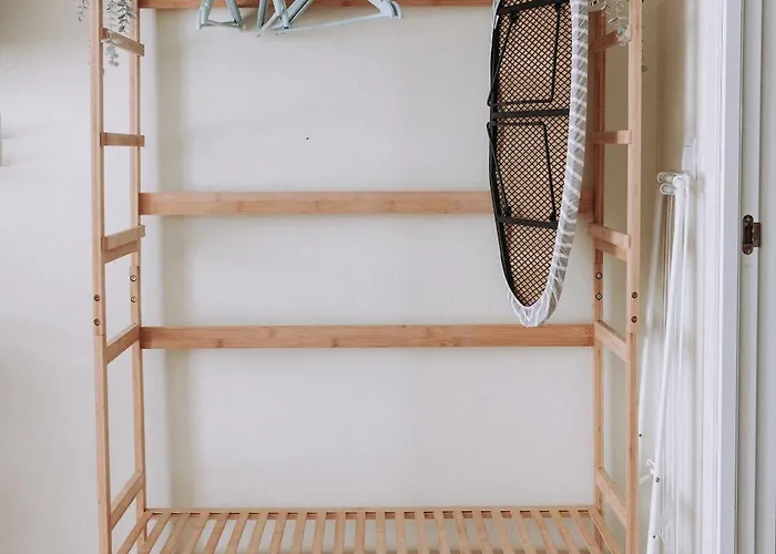 Estelles D Close To * Βαλένθια