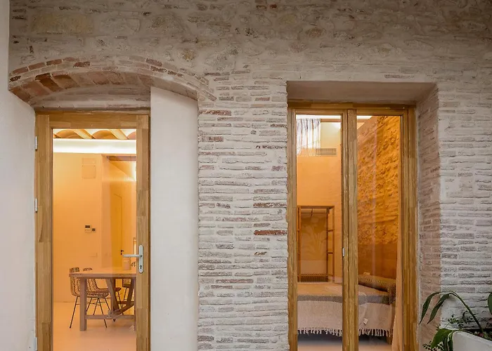 Design House With Swimming Pool Near The Sea