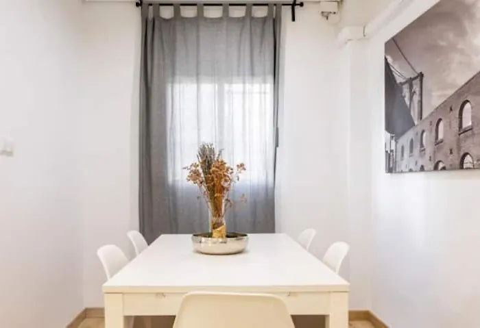 Apartamento Centrico, 2 Habitaciones, Confort Ascensor,wifi Ac Valencia