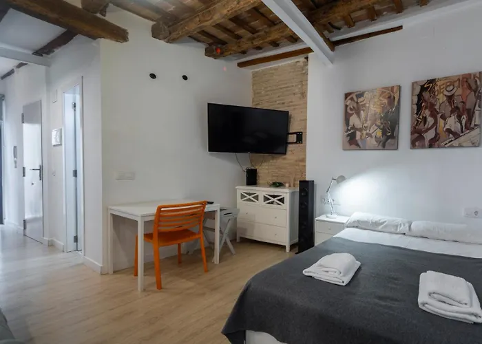 Colomer Silence شقة *