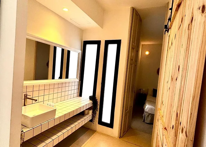 Travel Habitat Playa Del Cabanyal