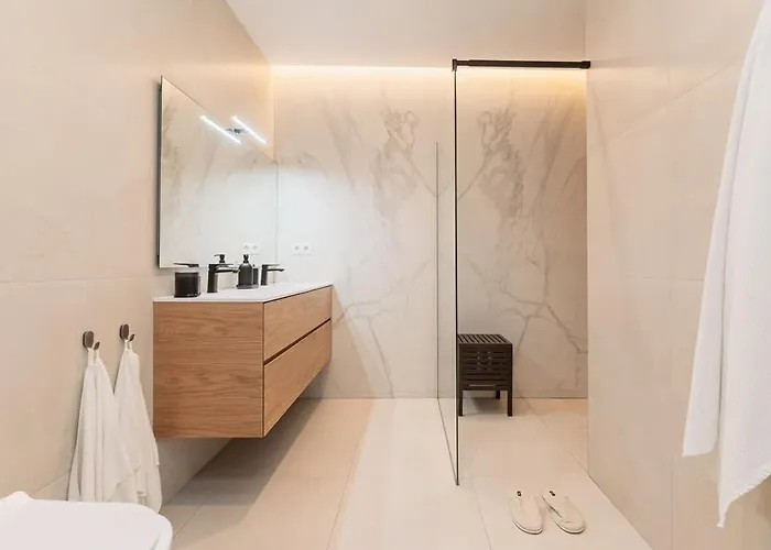 Saristays Urban Chic Loft