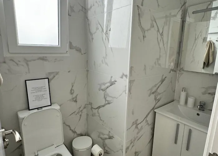 Privada Con Bano Privado Iii منزل للإقامة