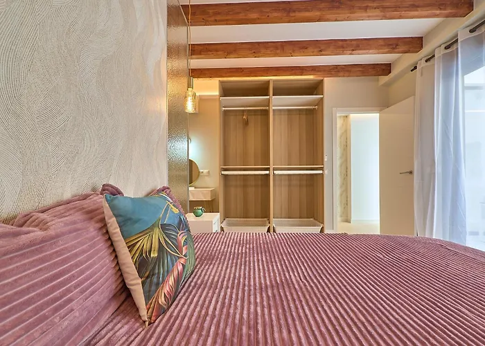 Invalencia Alberic Jungle R Big House Stylish 3 Bdr & 3 Wc With Private Terrace *