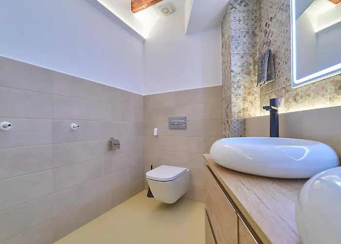 Invalencia Alberic Jungle R Big House Stylish 3 Bdr & 3 Wc With Private Terrace * فالنسيا