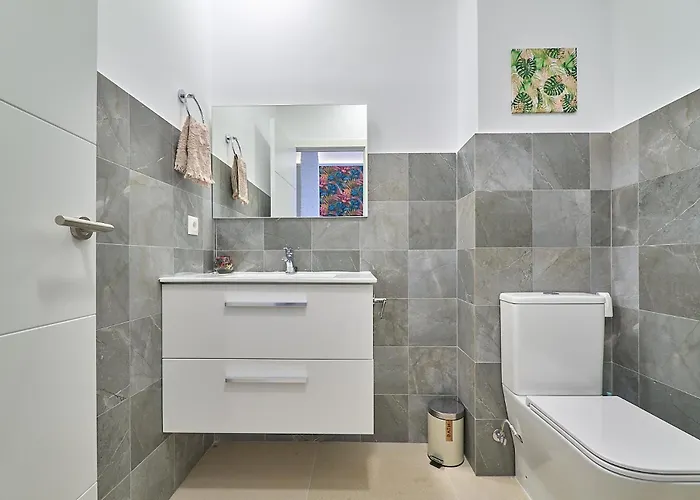 شقة Invalencia Alberic Jungle R Big House Stylish 3 Bdr & 3 Wc With Private Terrace *