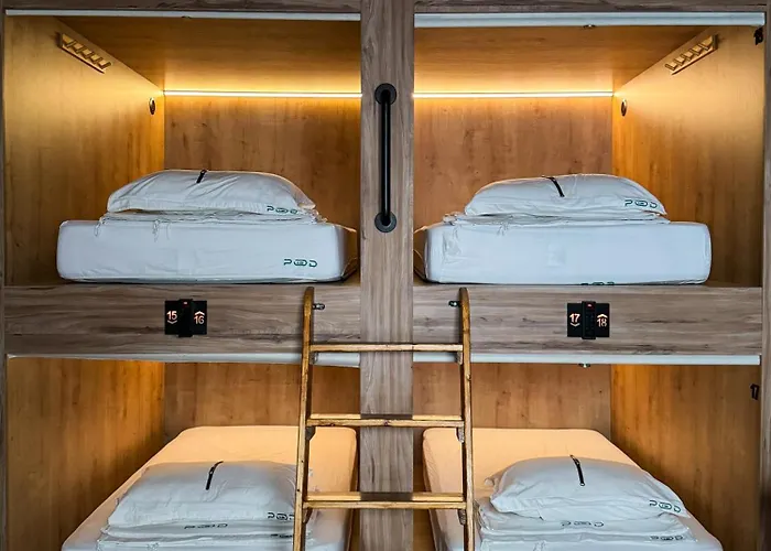 The Pod Village Auberge de jeunesse *