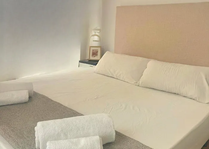 Bella Flats Valencia