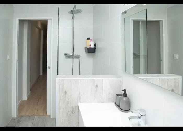 Luminosa En Piso Compartido Lägenhet