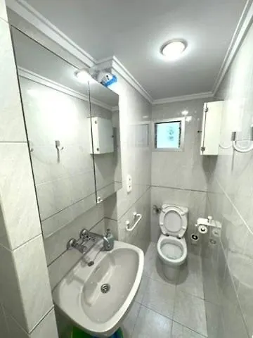 1st Line Direct Access Private Parking *