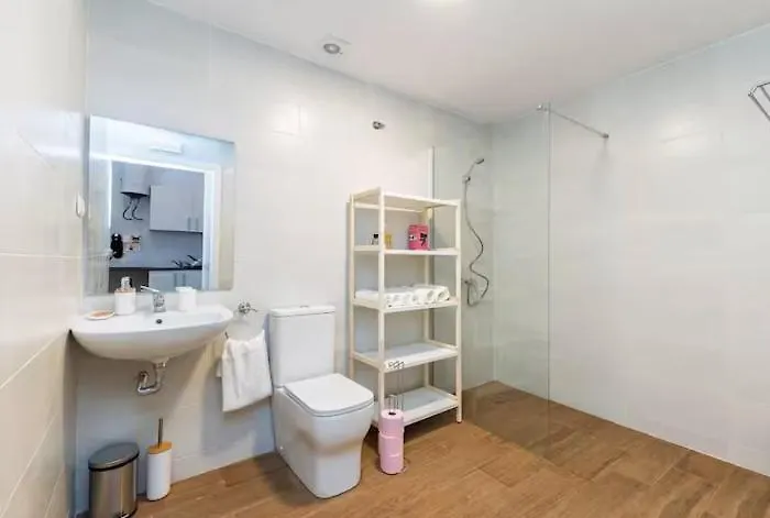 Nuevo Acogedor Cerca Del Centro Διαμέρισμα *