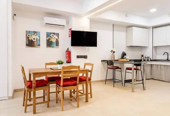 아파트 Torrefiel Charm *