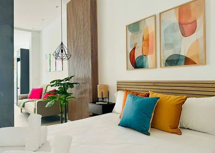 Planas 3 Designer Aparment With Terraza In Ruzafa Soho شقة *