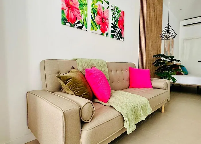 Planas 3 Designer Aparment With Terraza In Ruzafa Soho *