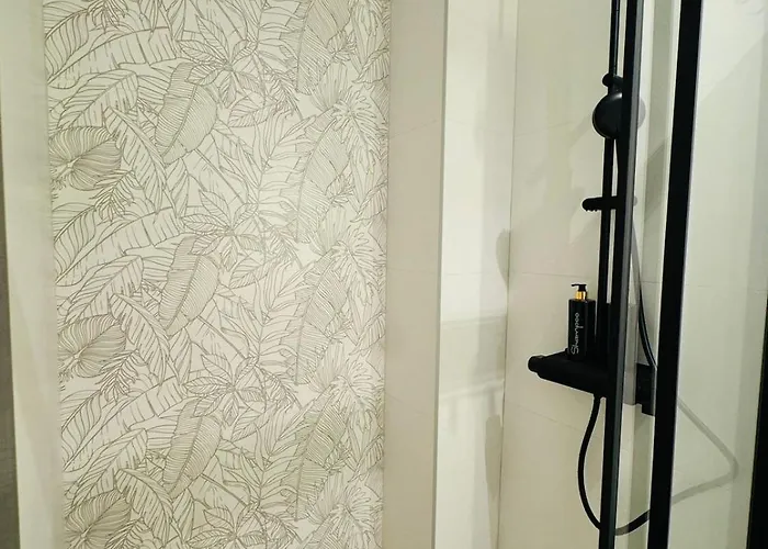 Planas 3 Designer Aparment With Terraza In Ruzafa Soho شقة