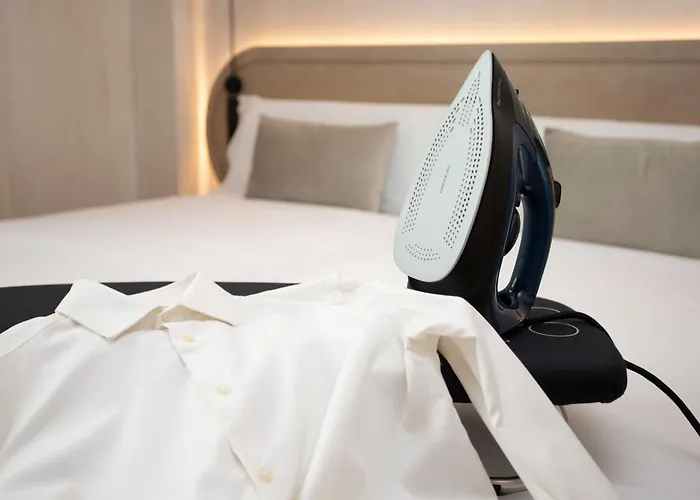 بيت ضيافة Nomad Haux Mestalla 4*