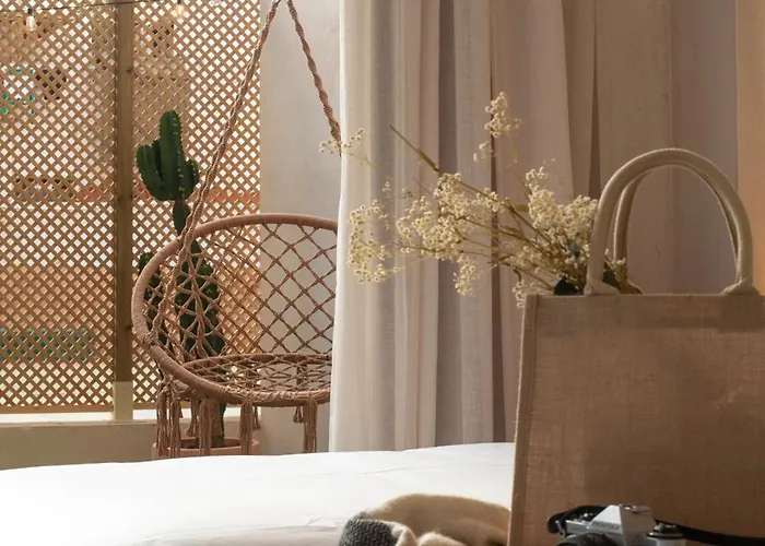 Nomad Haux Mestalla بيت ضيافة فالنسيا