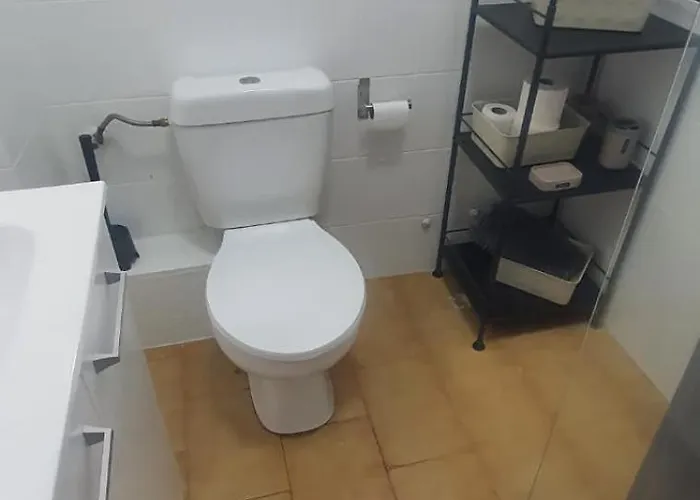 홈스테이 Centricas, Tranquilas Y Acogedoras De Matrimonio En Vivienda Compartida