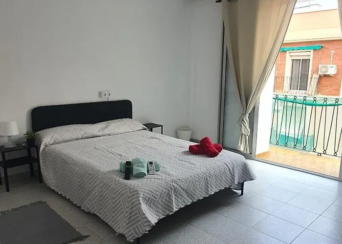 Centricas, Tranquilas Y Acogedoras De Matrimonio En Vivienda Compartida 홈스테이