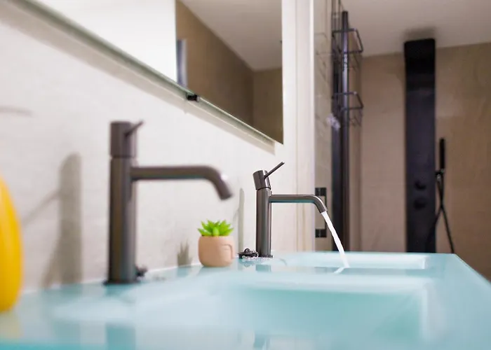 Urban 4 Bajo - Housevanlive