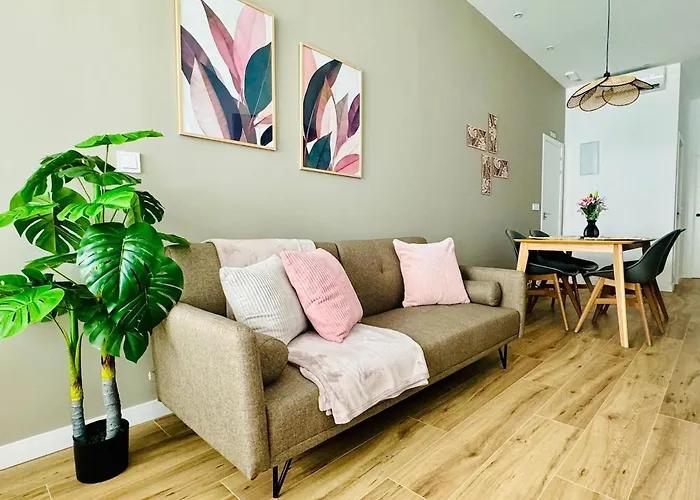 Planas 2 Design & Spaciousness With Terraza In Ruzafa Soho