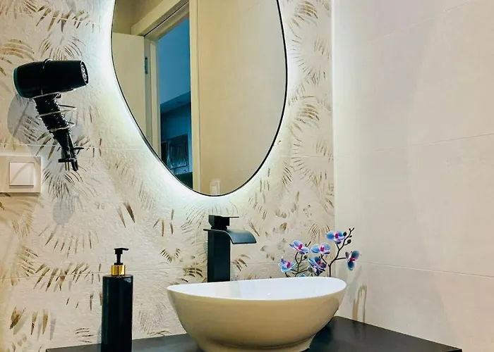 Planas 2 Design & Spaciousness With Terraza In Ruzafa Soho Valencia