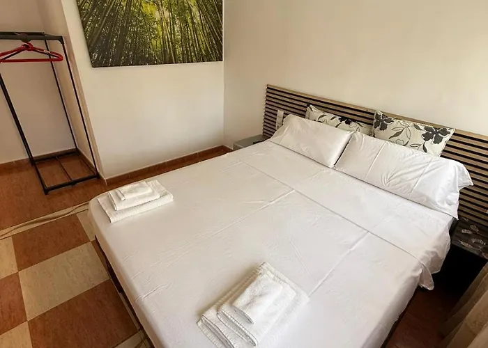 Con Cocina Y Baño Privado De Temporada Vacaciones Largas Long Desde 11 Noches Valencia