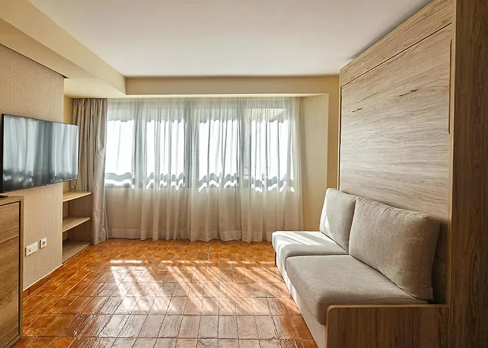 아파트 Ciencias G *