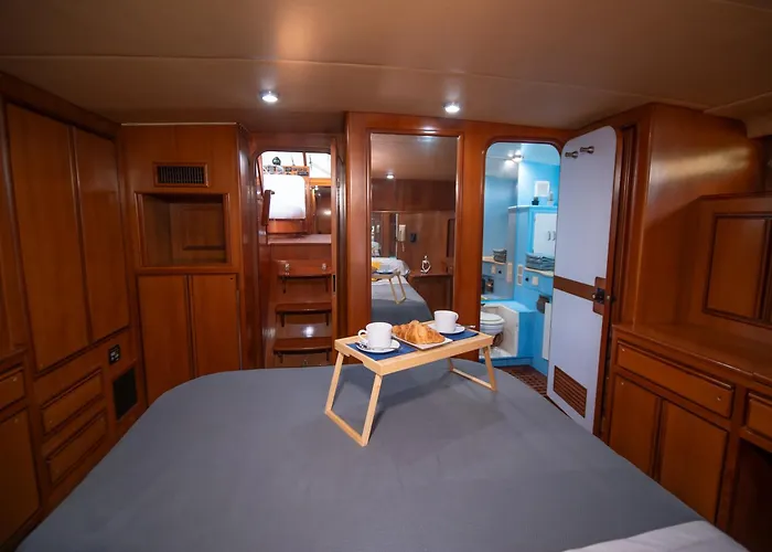 Master&commander Bateau-hôtel