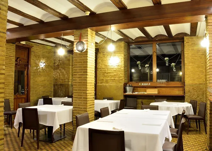 Отель Ad Hoc Monumental 1881 Валенсия